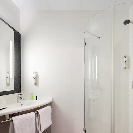 Ibis Отель