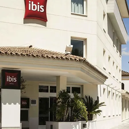 Ibis Отель *